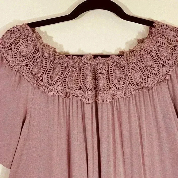 Mittoshop Mauve Off the Shoulder Lace Flare Blouse - Picture 3 of 13